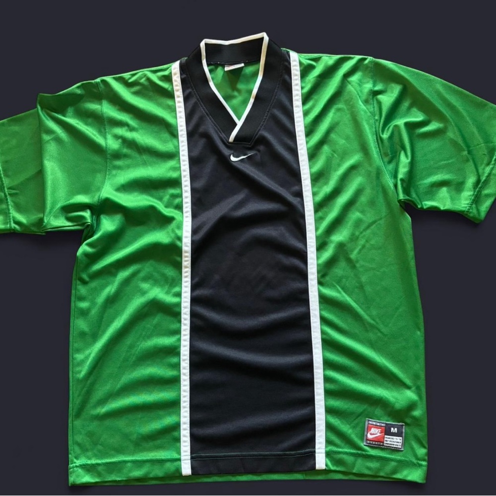 Nike Men's Green and Black Shirt vintage center swoosh size medium jersey